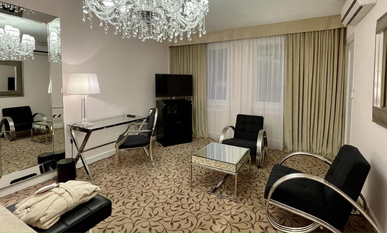 Hotel Adriatica Женева Экстерьер фото