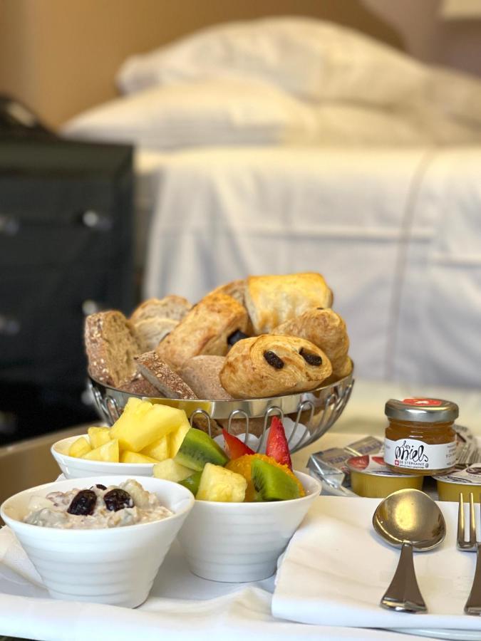 Hotel Adriatica Женева Экстерьер фото
